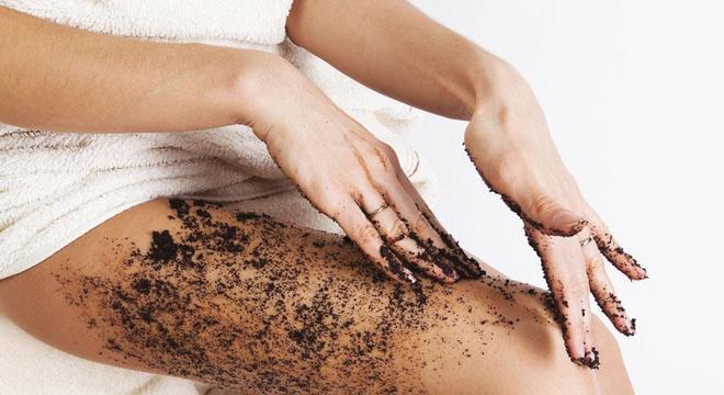 Esfoliação com café - benefícios, como fazer e receitas