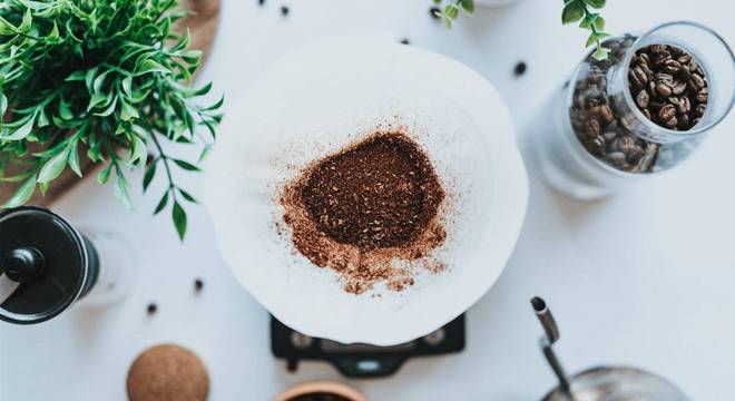 Esfoliação com café - benefícios, como fazer e receitas