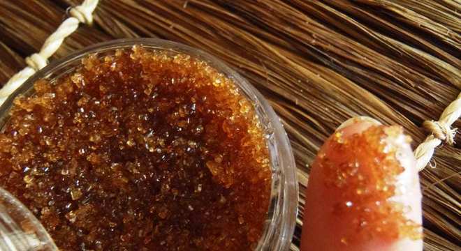 Esfoliação corporal - Benefícios, como fazer e receitas caseiras