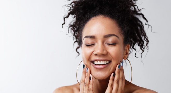 Esfoliação facial - O que é, tipos, como fazer + 12 receitas de esfoliante caseiro