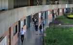 O Enem (Exame Nacional do Ensino Médio) é a principal porta de entrada para estudantes ingressarem no ensino superior. A nota do exame é aceita em instituições públicas e privadas e no caso das universidades federais é o principal acesso via Sisu (Sistema de Seleção Unificada). De olho no Enem, saiba quais são as sete melhores universidades federais de acordo com a pontuação do  Academic Ranking of World Universities: