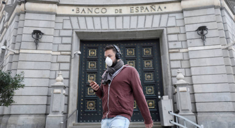 Espanha registrou 101.760 novos caso de Covid-19 nas últimas 24 horas