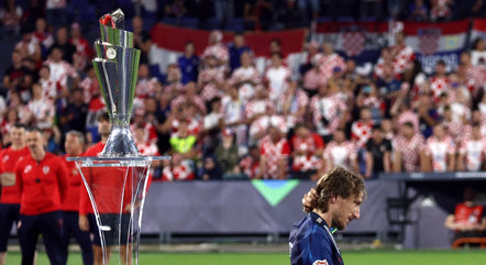 Em meio a rumores de aposentadoria, Modric lamenta derrota
