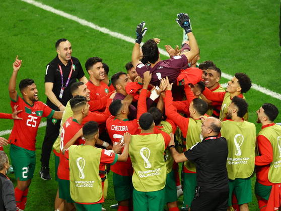 Histórica a vitória de Marrocos, com grande atuação de Bouno, que pegou três penalidades!