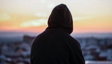 Espanhol alega ser o único humano vivo em 2027 e pede ajuda na web 