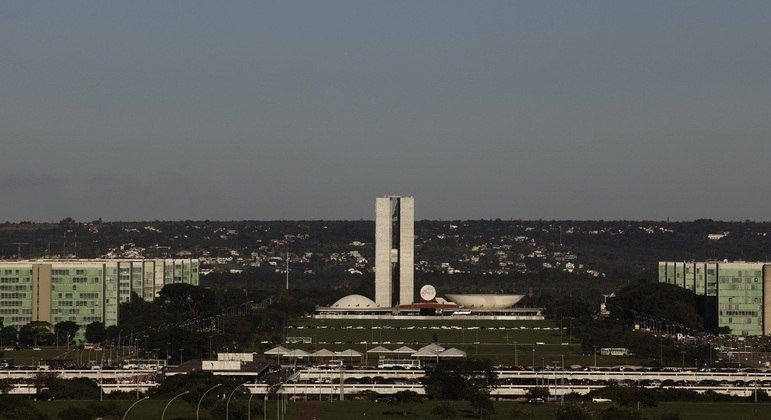 Brasília - Esplanada dos Ministérios com o Congresso Nacional ao fundo. Reuters/Ricardo Moraes - 07/04/2010