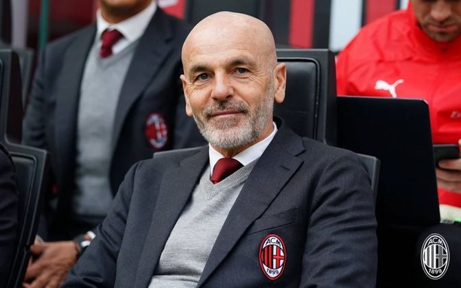 ESQUENTOU - A renovação do contrato de Stefano Pioli no Milan é tratada como questão de tempo, assim o técnico pode renovar o seu vínculo já na próxima semana, conforme La Gazzetta dello Sport.