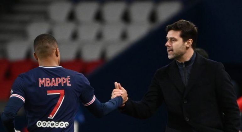 ESQUENTOU - Apesar de Ole Solskjaer ganhar mais um voto de confiança no Manchester United, o clube segue de olho em outros treinadores. Segundo o 
