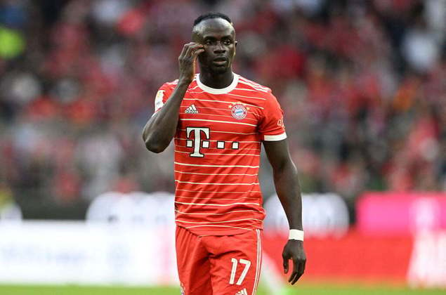 ESQUENTOU - Apesar dos rumores, o atacante Sadio Mané não quer deixar o Bayern de Munique, segundo a 