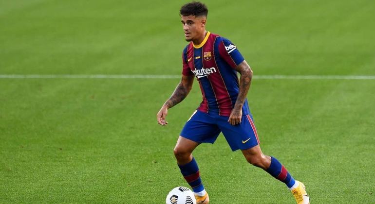Vestiário do Barcelona isola Philippe Coutinho e brasileiro perde apoio entre colegas de clube
