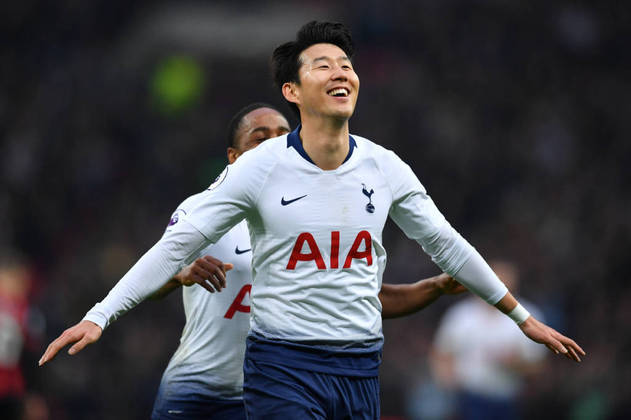 ESQUENTOU - De acordo com OKDiario, o Real Madrid definiu que o seu principal alvo para contratar é o sul-coreano Heung-min Son, ponta do Tottenham e artilheiro da equipe na temporada.