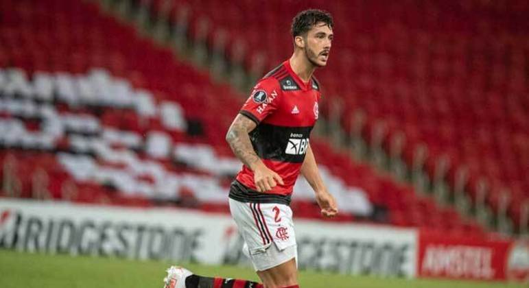 ESQUENTOU - Gustavo Henrique está mais perto de deixar o Flamengo. Isso porque a negociação com o Fenerbahçe-TUR pelo zagueiro avançou, e ele sequer viajará com o grupo para Florianópolis, onde o Rubro-Negro enfrenta o Avaí.