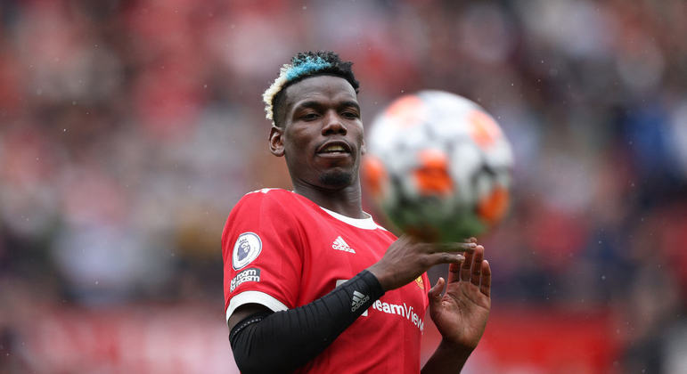 ESQUENTOU - O Barcelona mira a contratação do meia Paul Pogba para a próxima temporada, segundo o 