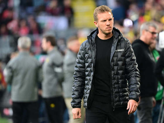 ESQUENTOU - O 'Bild' da Alemanha informou que Julian Nagelsmann, recém demitido do Bayern de Munique pode treinar o Tottenham na próxima temporada, após o fracasso nas negociações com o Chelsea. Segundo a publicação, o técnico está interessado em trabalhar nos 'Spurs'. 