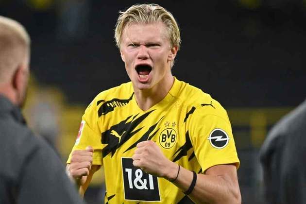ESQUENTOU - O Borussia Dortmund não planeja facilitar a saída de Erling Haaland em 2022. Segundo o 