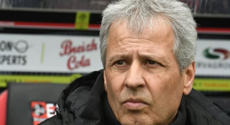ESQUENTOU - O Newcastle tem Lucien Favre como o seu favorito para assumir o cargo de técnico da equipe e começar a nova era do clube inglês. de acordo com Christian Falk.