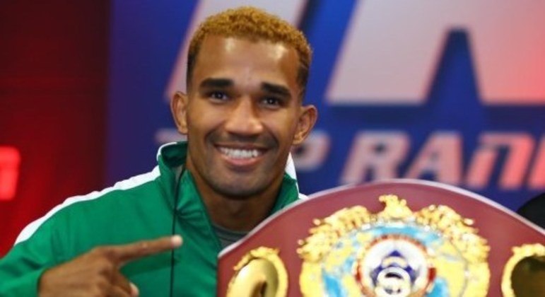 Esquiva sonha em ser campeão mundial de boxe