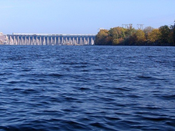 Esse rio liga a Rússia com a cidade de Kiev, perto da localidade onde a usina de Chernobyl foi construída em 1977.