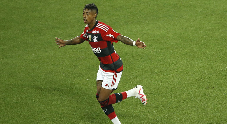 Flamengo:Bruno Henrique (atacante), David Luiz (zagueiro), Rodrigo Caio (zagueiro), Filipe Luís (lateral-esquerdo) e Éverton Ribeiro (meia)