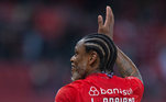 Internacional:Luiz Adriano (atacante), Gabriel (volante), Dalbert (lateral-esquerdo) e Gabriel Mercado (zagueiro)
