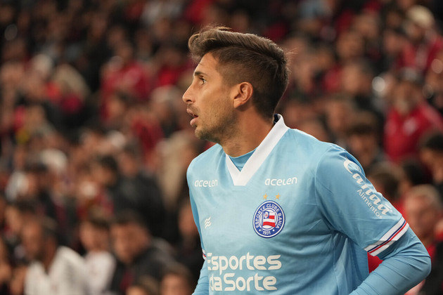 Bahia:Lucas Mugni (meia) e Danilo Fernandes (goleiro)