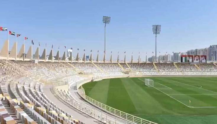 Estádio Al Nahyan, em Abu Dhabi, Emirados Árabes Unidos