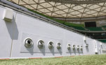 Devido às altas temperaturas do Catar, o estádio possui sistemas que deixam o ambiente climatizado
