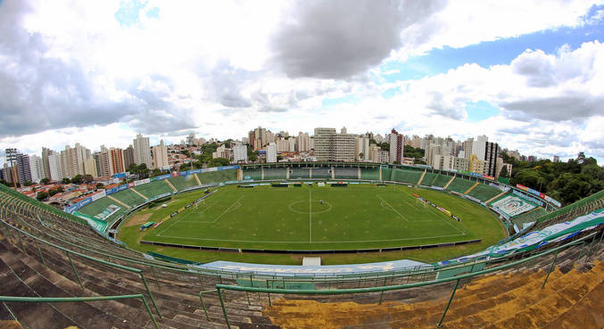 Estádio do Guarani já recebeu público de mais de 34 mil pessoas no clássico
