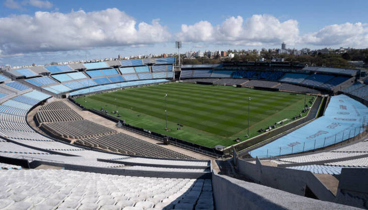 O jogo de abertura vai ser disputado no Uruguai, no Estádio Centenário de Montevidéu, onde aconteceu a primeira partida da Copa, no dia 13 de julho de 1930, entre França e México.Outros dois jogos serão realizados nos vizinhos Argentina e Paraguai. As disputas devem ocorrer cerca de uma semana antes das demais