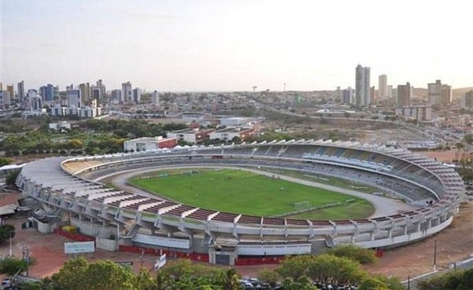 Estádio João Machado - Conhecido como Machadão, o estádio ficava em Natal, onde recebia jogos do ABC, América-RN e Alecrim. Ele foi demolido em 2011 para dar lugar à Arena das Dunas, que contribuiu para a realização da Copa do Mundo de 2014