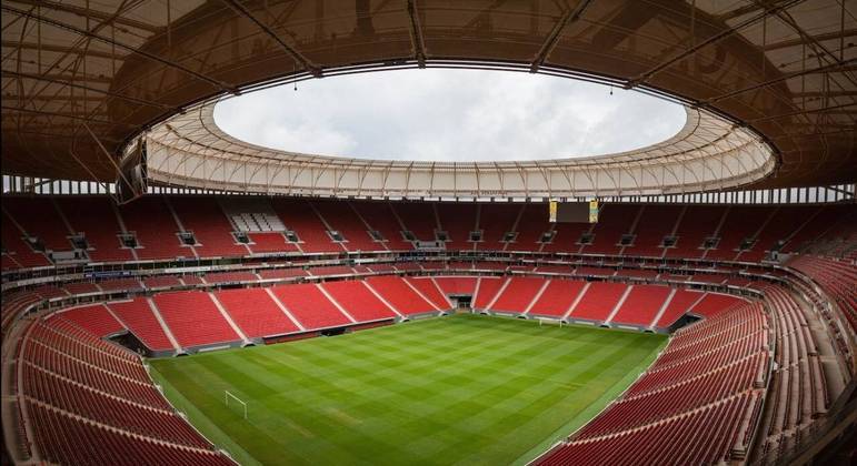 A Arena Mané Garrincha foi reconstruída para receber jogos da Copa do Mundo de 2014