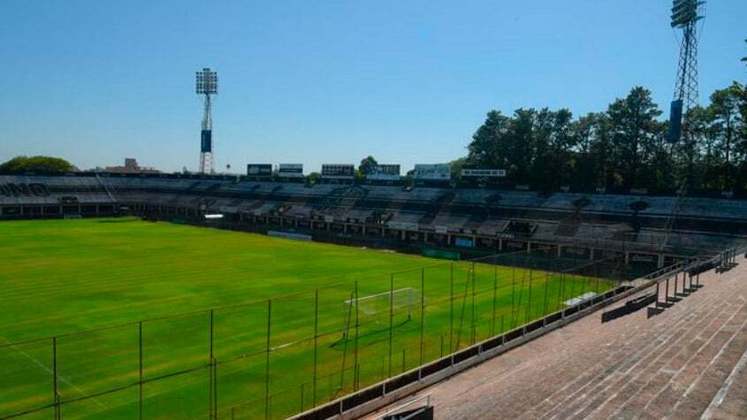 Estádio Manuel Ferreira: 1 final (1960) - O estádio localizado no Paraguai e casa do Club Olimpia recebeu uma final da competição.