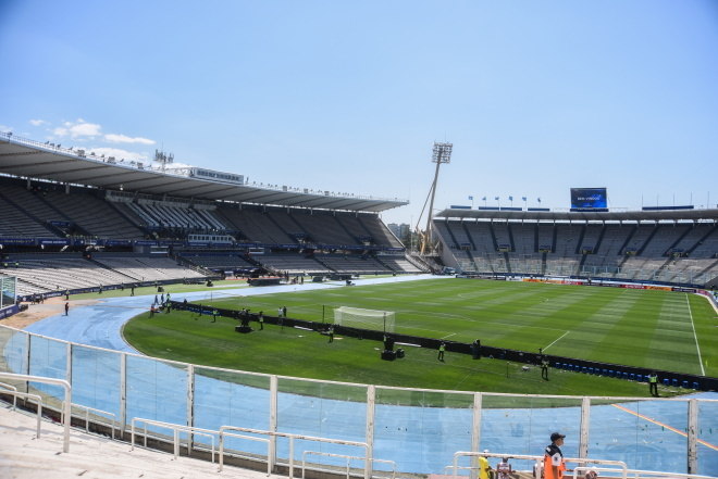 Futebol/Santiago Sul: CMP já está a instalar bancadas amovíveis no Estádio  da Várzea para receber jogos do campeonato – INFORPRESS