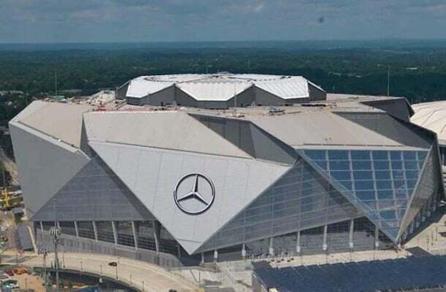 Estádio Mercedes-Benz (Atlanta, nos Estados Unidos) - Oito partidas: cinco da primeira fase, uma da segunda fase, uma da segunda fase, uma das oitavas de final e uma das semifinais - Capacidade: 71 mil pessoas. - Foto: Atlanta Falcons/Wikimedia Commons