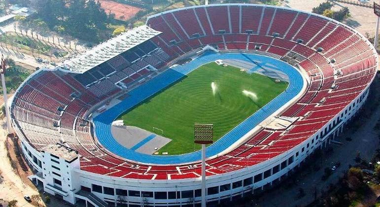 Qual estádio recebeu mais finais de Libertadores na história