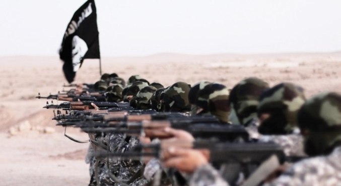Ataque a caminhão militar foi atribuído a jihadistas do grupo Estado Islâmico
