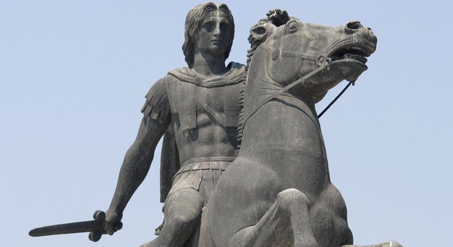 O rei da Macedônia ficou doente logo após um banquete e morreu dez dias depois