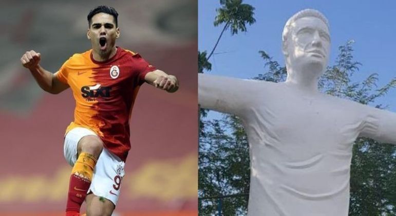 É difícil de acreditar, mas a estátua à direita da imagem é uma tentativa de homenagear o centroavante colombiano Falcao García. A obra foi instalada na cidade de Santa Marta, na Colômbia, onde o craque nasceu, e gerou grande repercussão pela pouca similaridade com o jogador