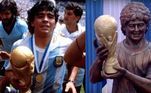 Um dos maiores atletas do futebol de todos os tempos, Diego Maradona recebeu uma bonita homenagem em 2017, em Calcutá, na Índia. Apesar da boa intenção, fato é que o eterno camisa 10 argentino pode ser confundido com uma 'vovó' de cabelos enrolados ou até mesmo com a cantora Susan Boyle