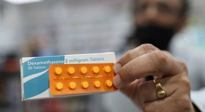  Esteroide dexametasona é barato e de fácil acesso