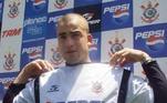 O uruguaio Santiago Silva passou longe de ser sinônimo de gols no Corinthians, em 2002. Em sua fugaz passagem, o El Tanque colecionou decepções para a torcida. Fez cinco jogos, sem marcar nenhum gol