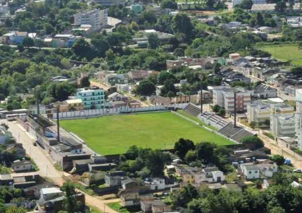 Estrela D'alva - Inaugurado em 13/06/1915 - Clube dono do estádio: Guarany de Bagé