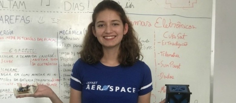 Luisa Soares se destacou em olimpíadas nacionais e competições nos EUA (Pablo Nascimento/R7)