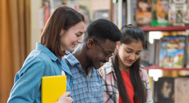 Escolas Particulares por Valor de Mensalidade com bolsa de estudos