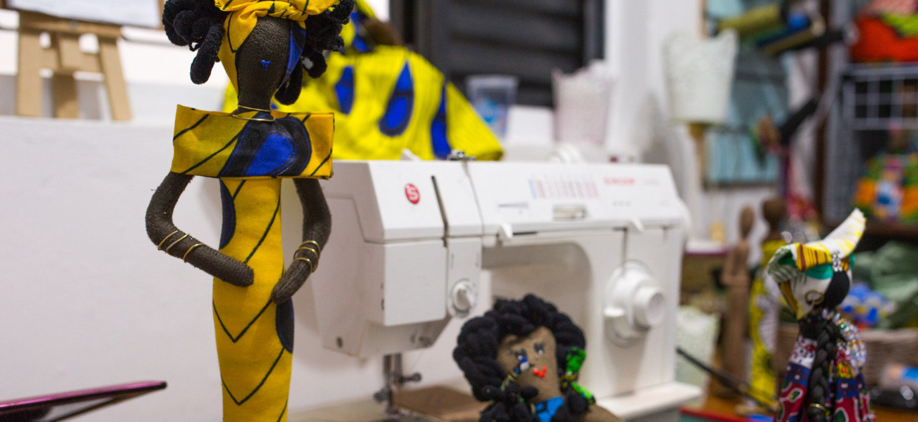 Por meio de seu trabalho, refugiados encontram uma forma de dividir suas experiências no país que adotaram como seu (Pedro Canin/R7)