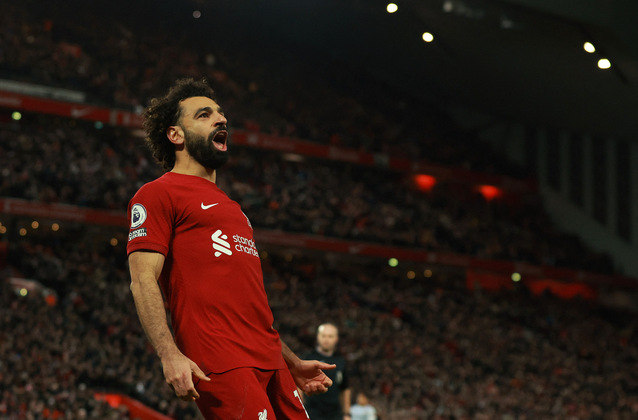 6º Liverpool (Inglaterra)Valor do elenco: 943 milhões de euros (R$ 5,26 bilhões)Número de jogadores: 44