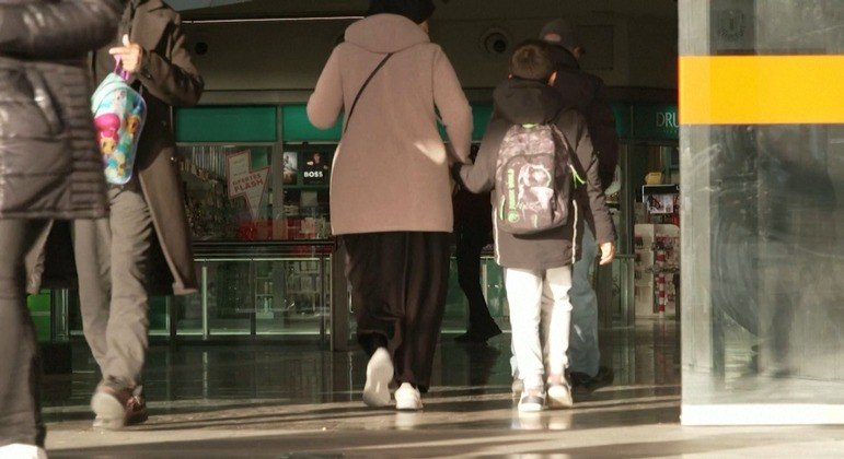 Estupro teria acontecido em shopping de Badalona, na Espanha