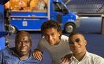 Parte da paixão pelo futebol de Kylian e Ethan vem do pai dos dois, Wilfried Mbappé. Quando a família vivia no bairro de Bondy, subúrbio de Paris, o camaronês era o diretor do time local de futebol. Os jogadores da periferia francesa apresentavam uma maneira de jogar a modalidade baseada na velocidade, em dribles e no raciocínio rápido, a partir do improviso e da criatividade nas jogadas