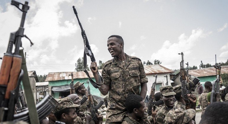 Militares da Etiópia enfrentam rebeldes na região do Tigré há mais de um ano