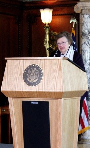 Barbara Mikulski falou na amostra